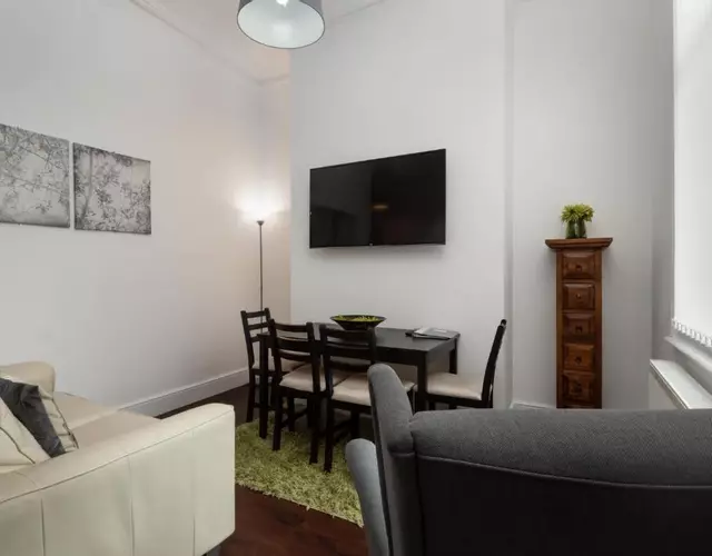 Apex Living NE - Beachville House 4 Beds FREE PARKING