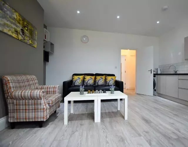 Dwell Living Mowbray