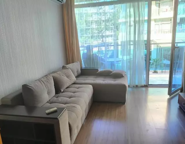 2 Room Apartment Gallery with Poolview