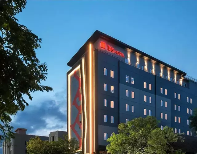 ibis Surabaya Tidar
