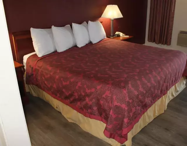 Travel Inn Buford - Mall of Georgia