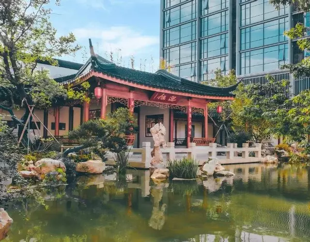 苏州山塘街华贸姑苏里酒店公寓