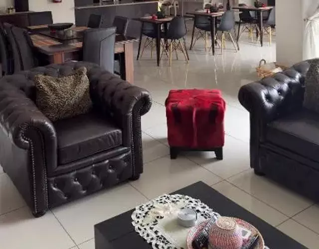 Cora's Boutique Bed & Breakfast