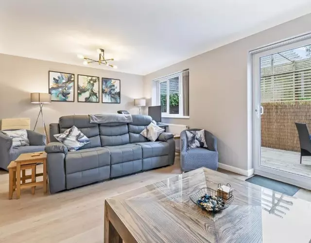 Coastal Breeze Retreat