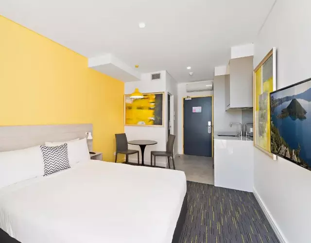 Value Suites Green Square