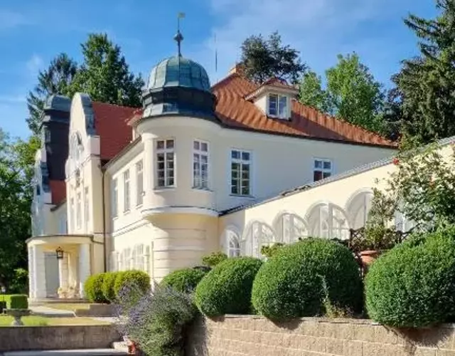 Chateau Radvanov Pension