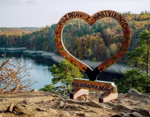 Autokemp u přehrady