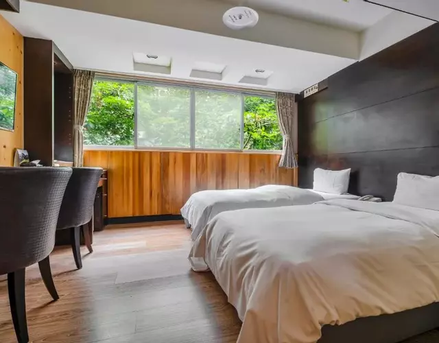CHECK inn Express Taichung Fengchia
