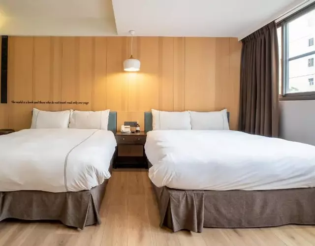 CHECK inn Taichung Wenxin Zhongqing