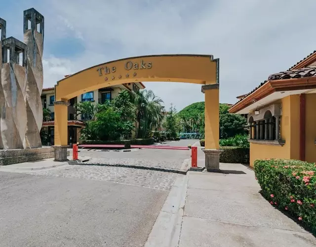 2 beds -2 baths condos near Tamarindo Beach