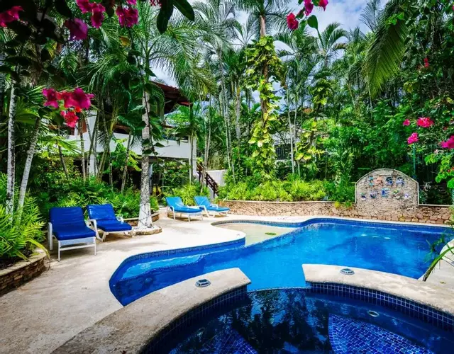 Casa Sueca Hotel - At the Beach