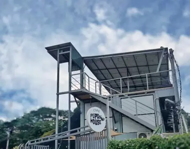 Pupa House - Capsule Hotel