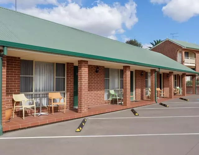 The Roseville Apartments