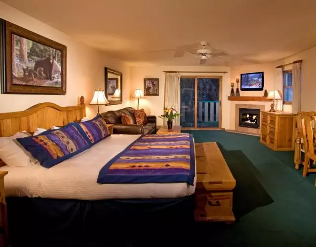 Alpine Village Suites