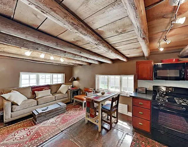 Valerio Charms Unit 3