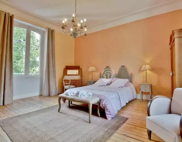 chambre double avec salle d`eau privative