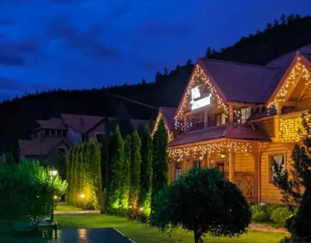 Villa "Затишна"