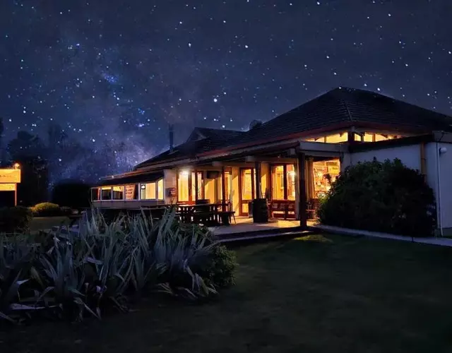 Te Anau Manapouri Lake Hotel
