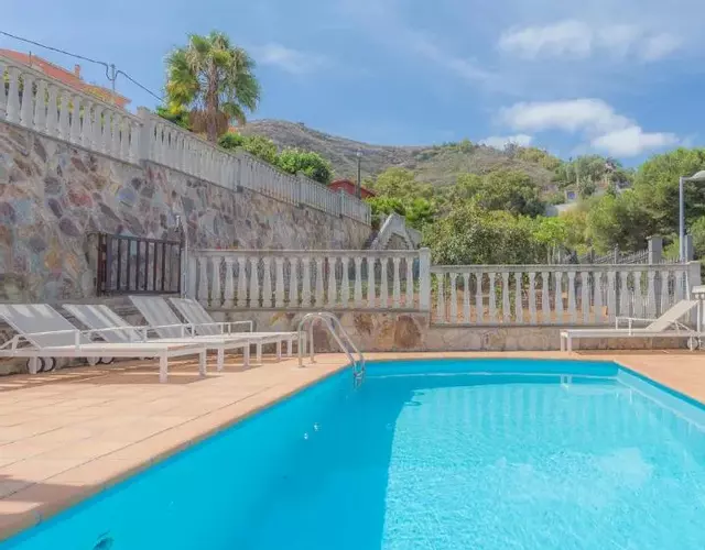 Rural Apartments with Community Pool