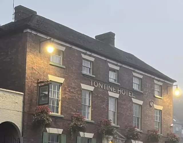 The Tontine Hotel & Bar