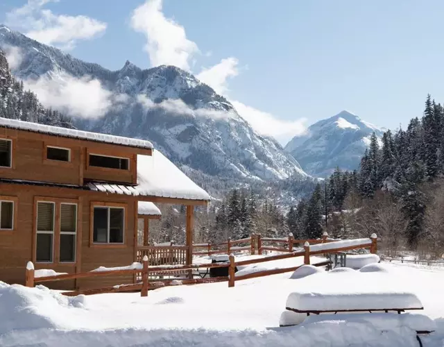 Ouray Riverside Resort - Inn & Cabins
