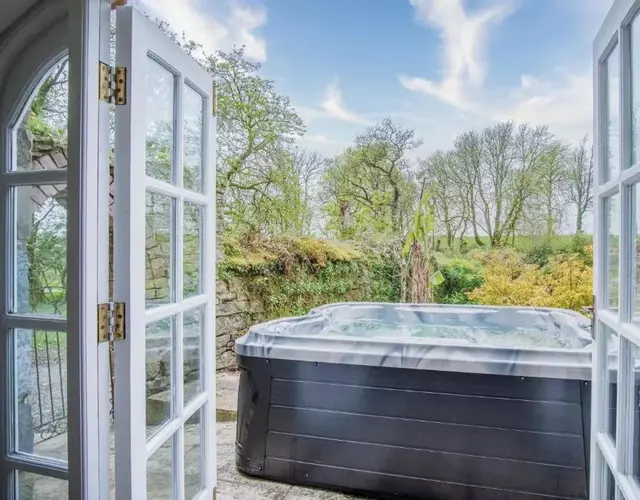 The Stables - 2 Bedroom Cottage - Princes Gate
