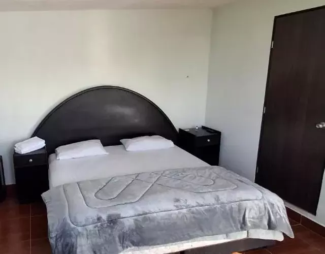 La Cabaña Hotel