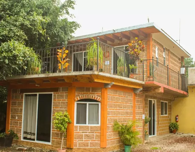 Hospedaje Piedra de Sol