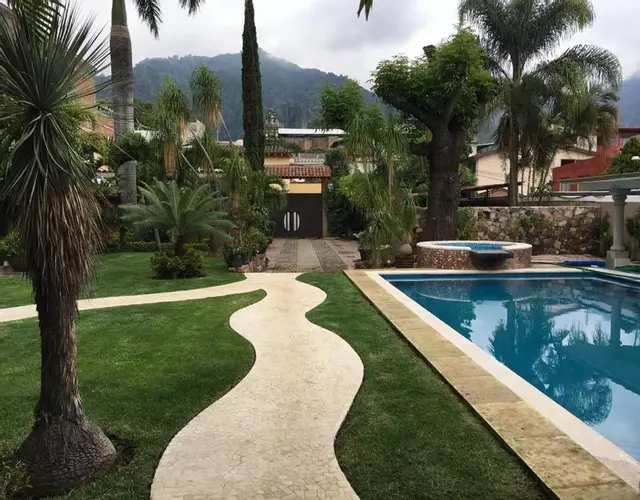 Hotel Concierge Flor y Canto