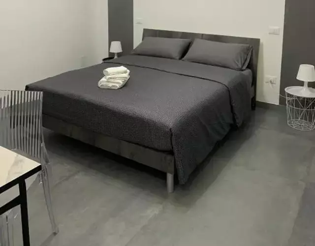 Charm Room 22