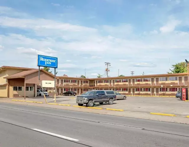 Rodeway Inn Terre Haute near University