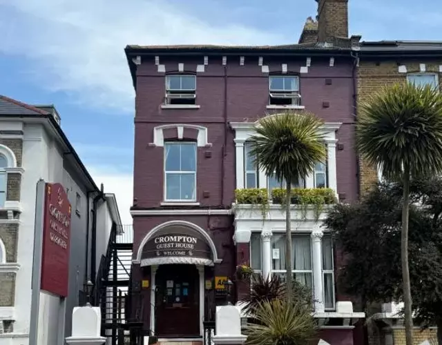 Crompton Guest House