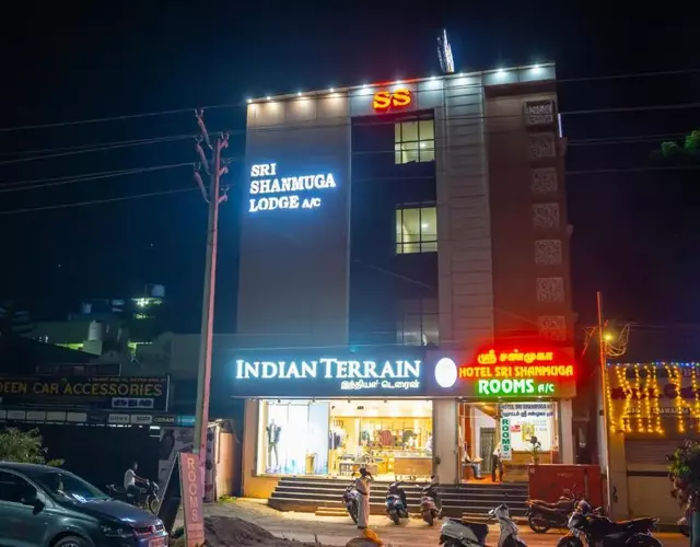 Hotel Sri Shanmuga