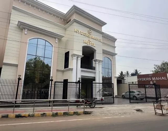 Hyders Mahal & Hotel