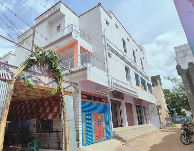 Raja Residency and Home Stay