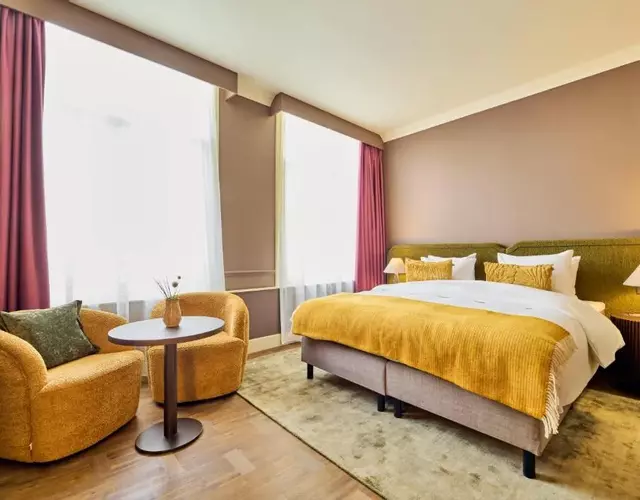 ARQ Paleis Hotel