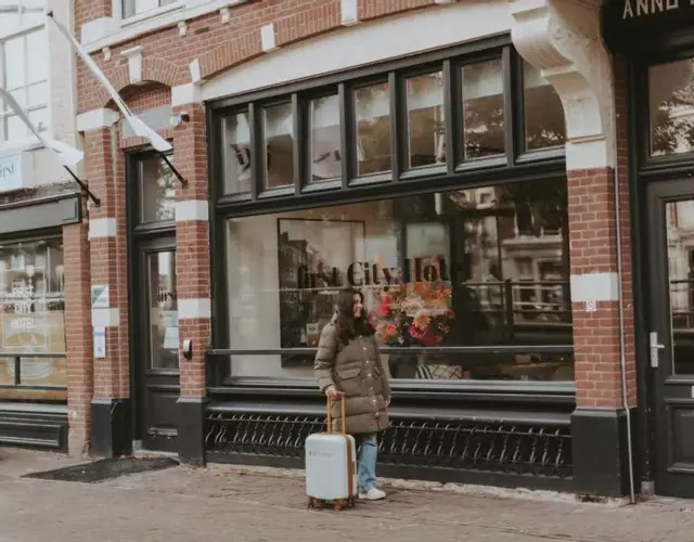 Boutique Hotel First City