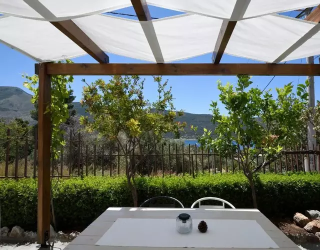 Cosy studio overlooking Porto Germeno gulf
