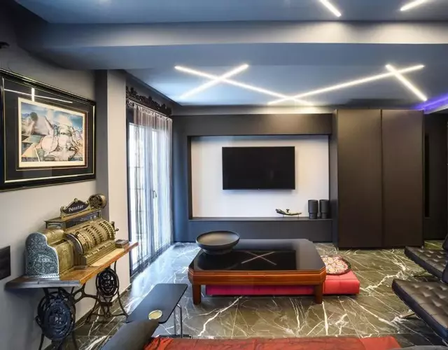 Luxury Apt A at Mitropoleos-Aristotelous square