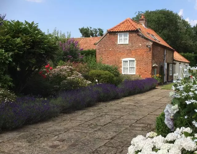 Dolls House Cottage