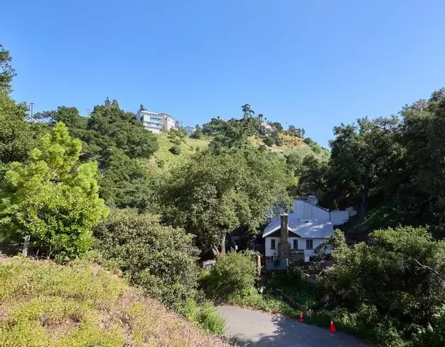 Malibu Home in Enchanting Hills 5 min from the beach