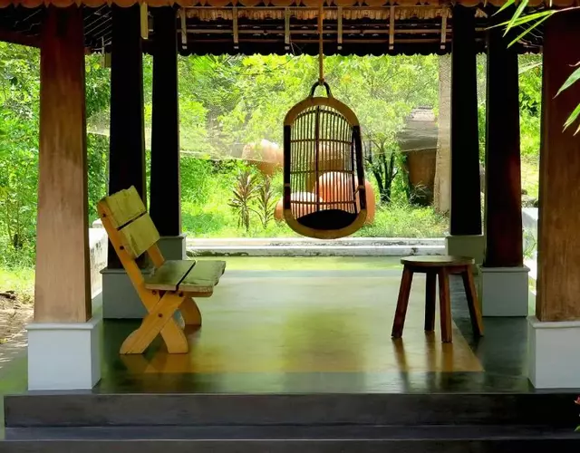 Clayfingers Art Cottage