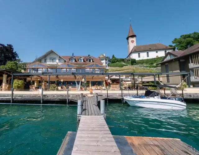 Room's at HAUS am SEE direkt am Thunersee gelegen mit SELF CHECK IN & digitaler Rezeption