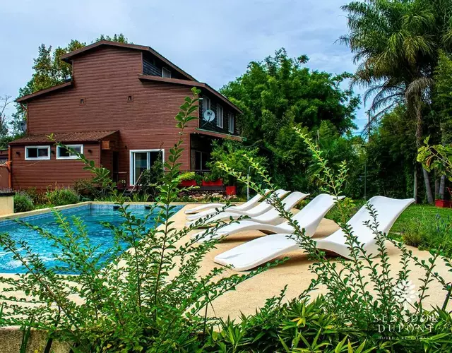 Senador Dupont - Posada Central & Casa Entera