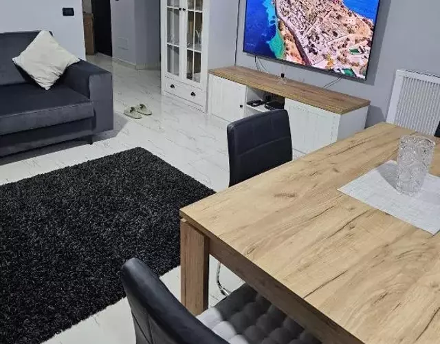 Edi's Apartments-Cozy stay in the center