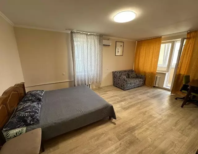 Bright and Comfortable Central Flat