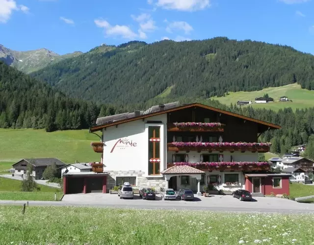 Aparthotel Garni Monte