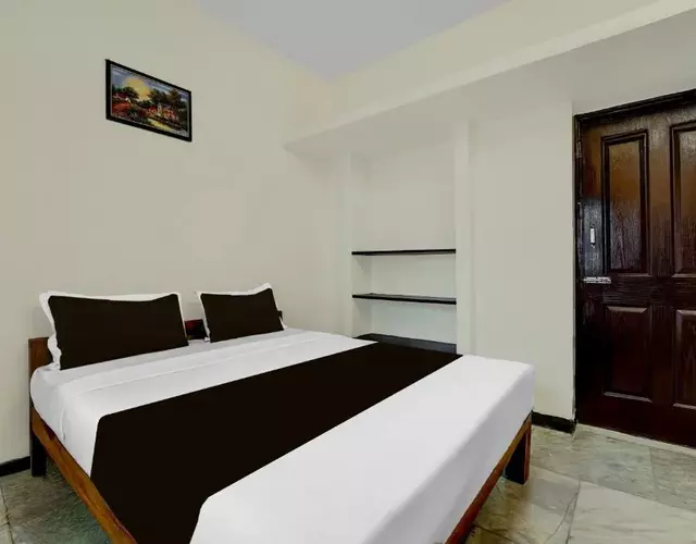 Hotel O Meera Home Stays - 1 BHK