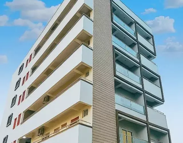 TrueLife Presidential Suites - 3BHK Luxurious AC Apartments - Breakfast Included - Best Location - Modular Kitchen - Super fast WiFi, 55 Smart TV, 250 Jio Channels - RO water system -3 bathrooms - Easy access to all Temples - Top service with lots of love