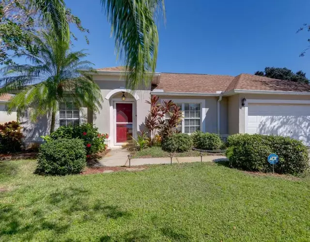 Bright Titusville Retreat with Lanai - WFH Friendly!